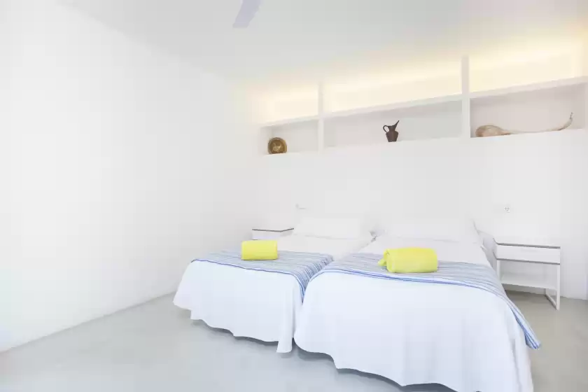 Holiday rentals in Ram de mar, Font de sa Cala