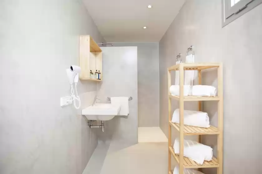 Holiday rentals in Ram de mar, Font de sa Cala