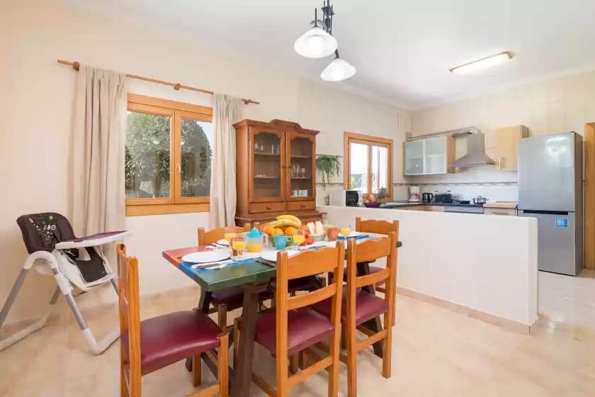 Holiday rentals in Can molina, Cala Anguila-Cala Mendia