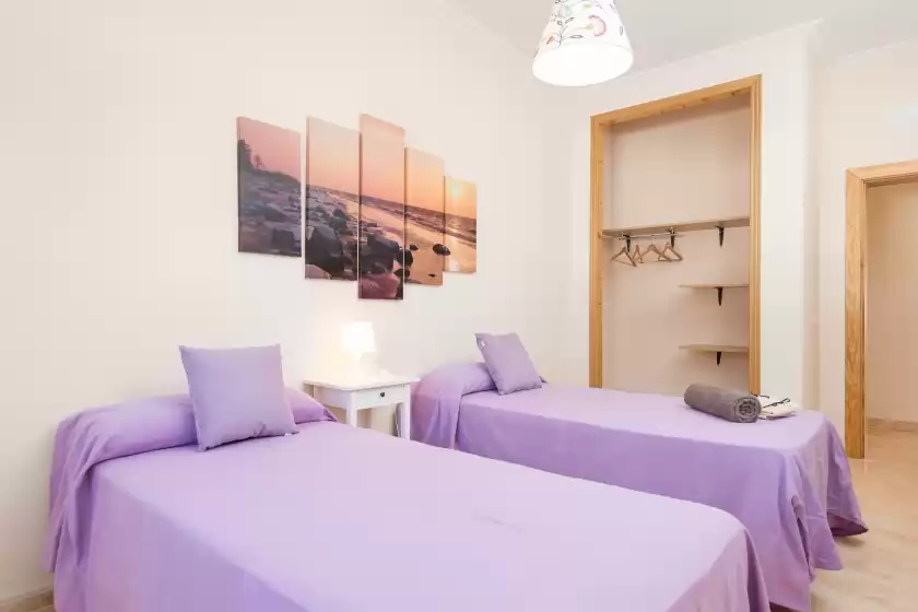 Holiday rentals in Can molina, Cala Anguila-Cala Mendia
