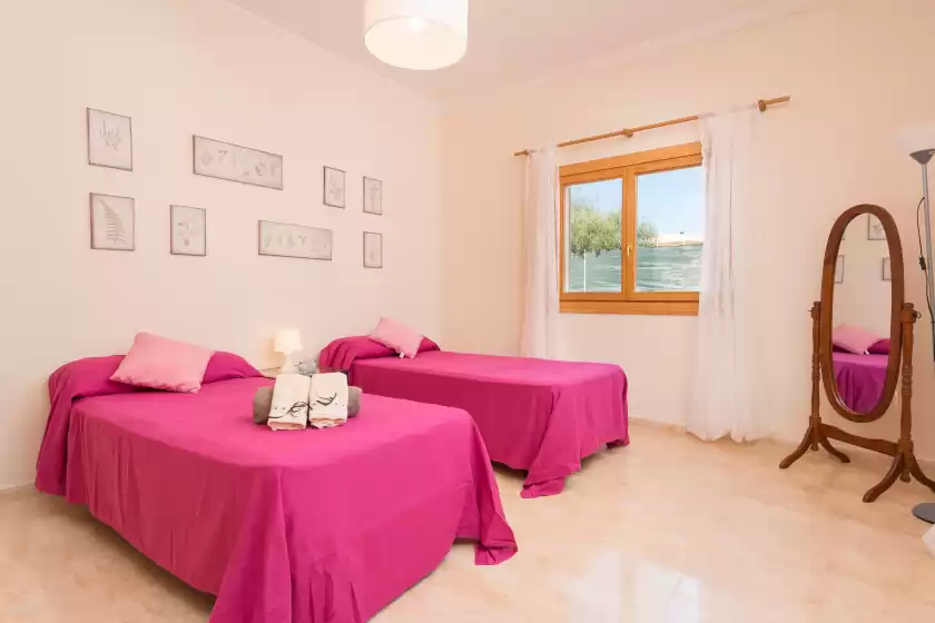 Holiday rentals in Can molina, Cala Anguila-Cala Mendia