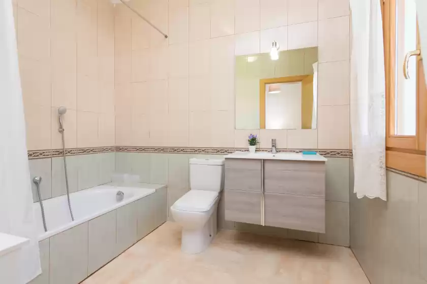 Holiday rentals in Can molina, Cala Anguila-Cala Mendia