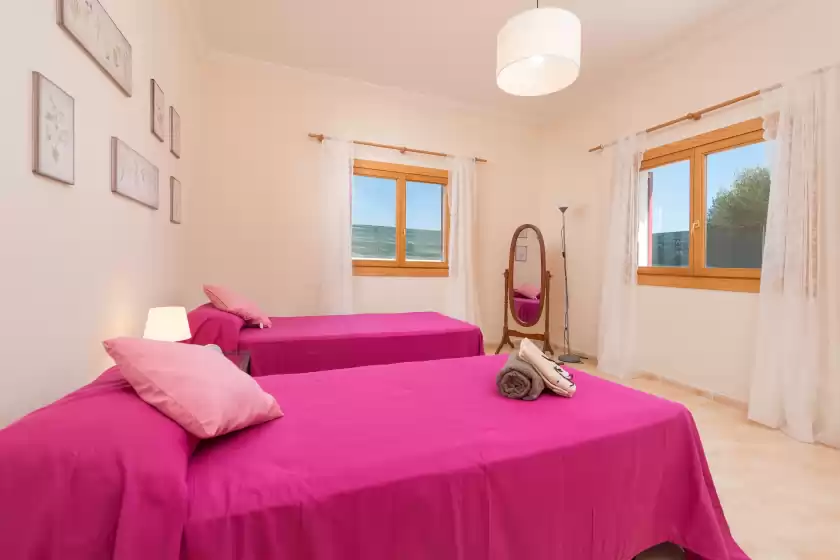 Holiday rentals in Can molina, Cala Anguila-Cala Mendia