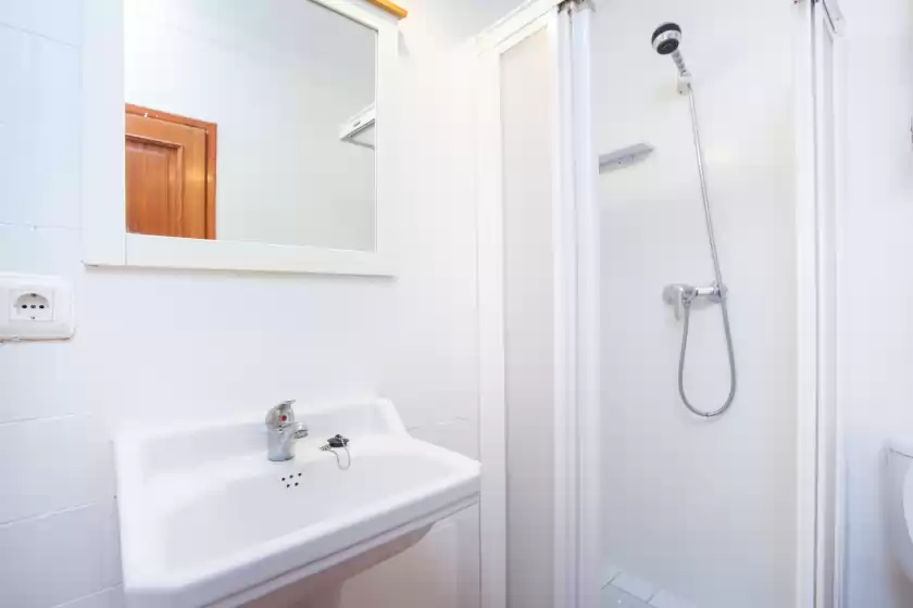 Holiday rentals in Oblades, es Carregador
