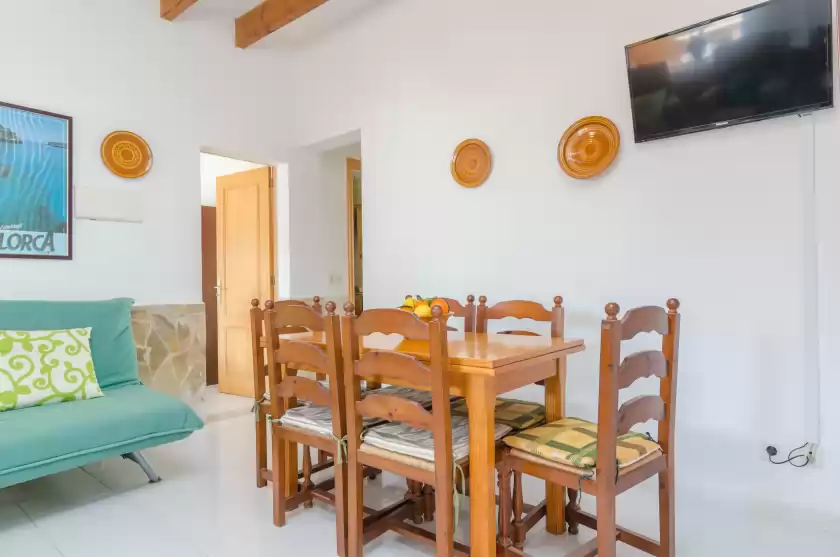 Holiday rentals in Danus burguera pb, Cala Figuera