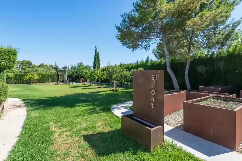 Holiday rentals in Can deu petit, Inca