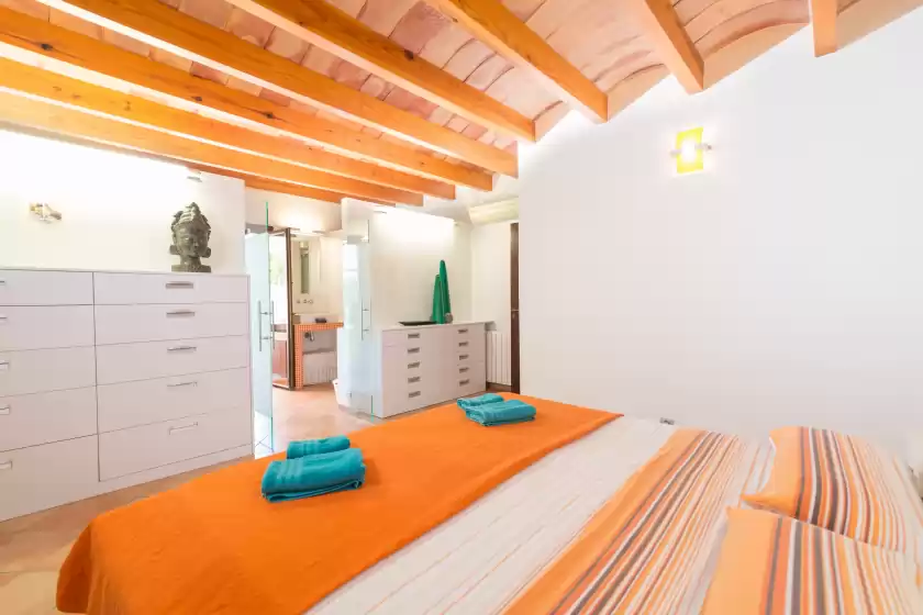 Holiday rentals in Can deu petit, Inca