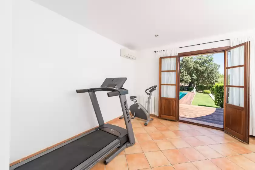 Holiday rentals in Can deu petit, Inca