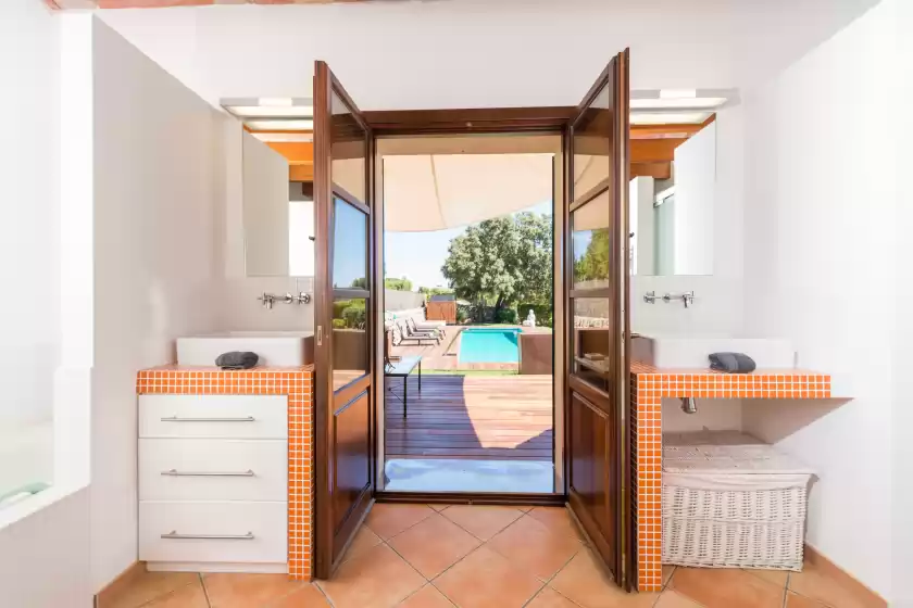 Holiday rentals in Can deu petit, Inca