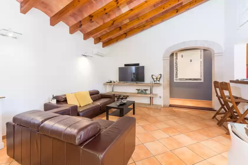 Holiday rentals in Can deu petit, Inca