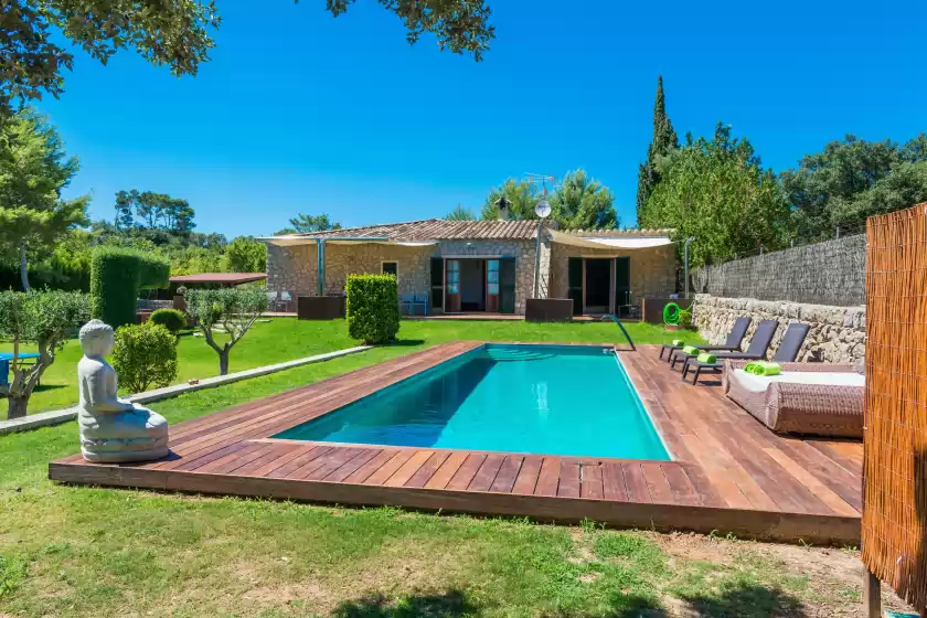 Holiday rentals in Can deu petit, Inca