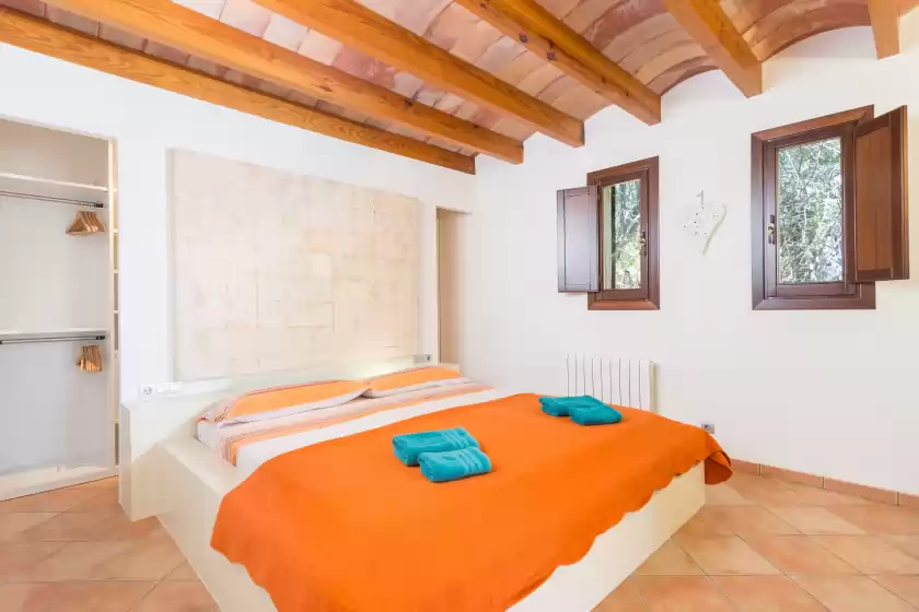 Holiday rentals in Can deu petit, Inca