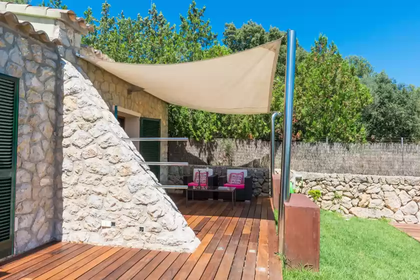 Holiday rentals in Can deu petit, Inca