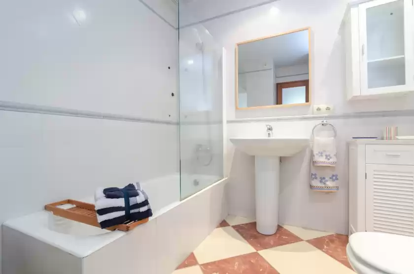 Ferienhaus auf Tamarell, Urbanització Montfarrutx