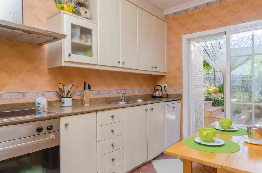Ferienhaus auf Tamarell, Urbanització Montfarrutx