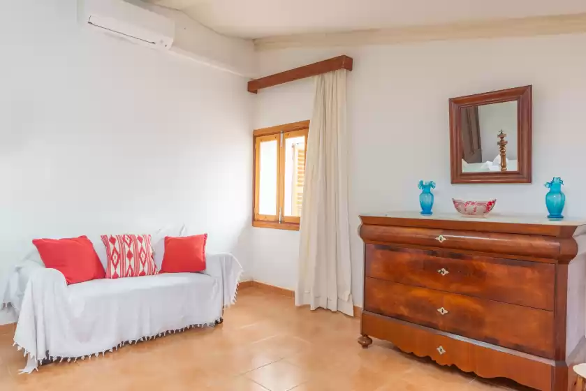 Holiday rentals in Son obra nou, Porreres