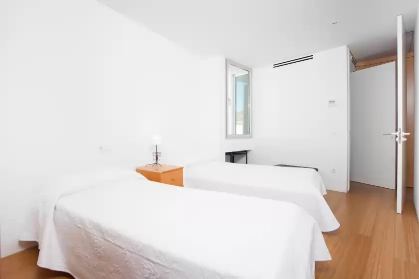 Holiday rentals in Can modern, Sa Pobla