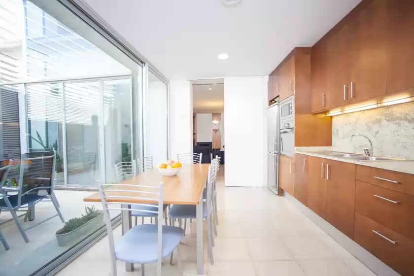 Holiday rentals in Can modern, Sa Pobla