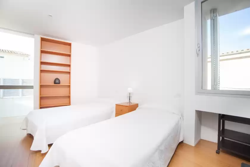 Holiday rentals in Can modern, Sa Pobla