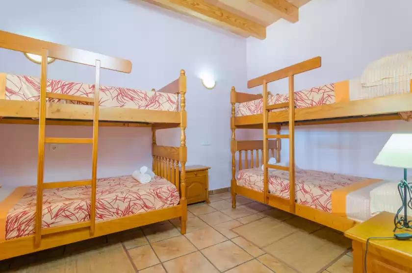 Holiday rentals in Son macia, Son Macià