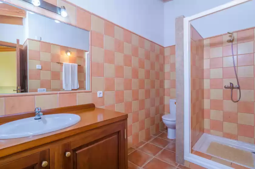 Holiday rentals in Sa torre nova, s'Illot