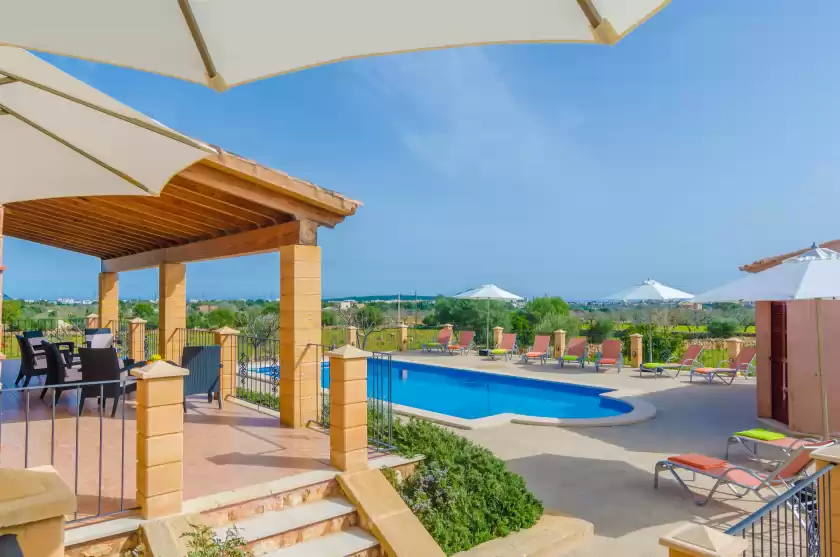 Holiday rentals in Sa torre nova, s'Illot