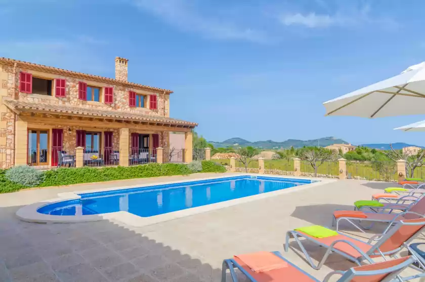 Holiday rentals in Sa torre nova, s'Illot