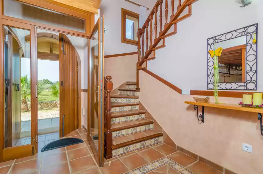 Holiday rentals in Sa torre nova, s'Illot