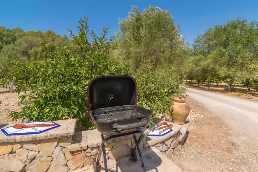 Holiday rentals in Es riquers (des pinar), Porreres