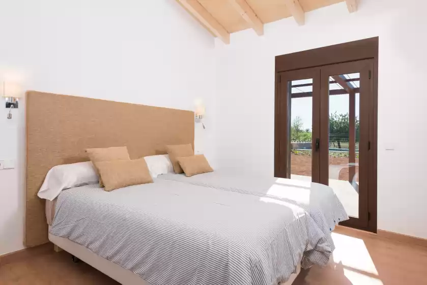 Holiday rentals in Finca sarbosar, Santa María del Camí