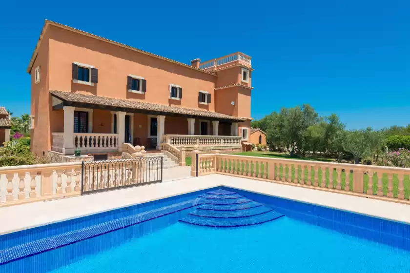 Holiday rentals in Birkadem, Santa Margalida