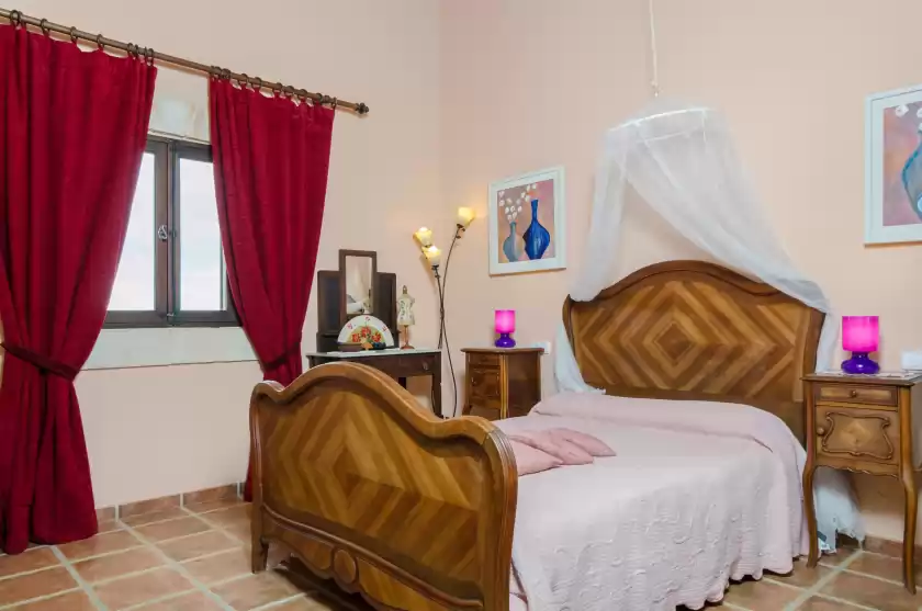 Holiday rentals in Birkadem, Santa Margalida