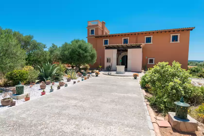 Holiday rentals in Birkadem, Santa Margalida