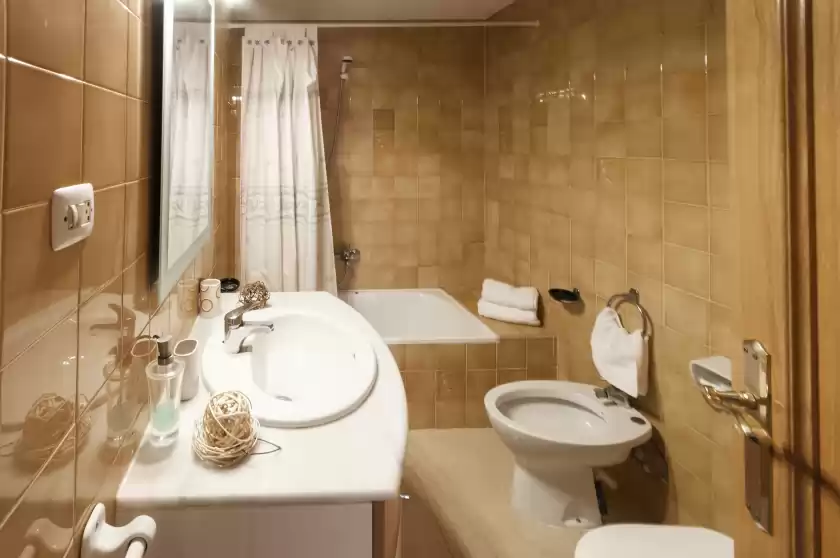 Ferienhaus auf Savia, Grau i Platja