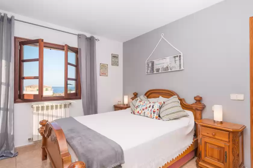Holiday rentals in Home in tramuntana, es Port des Canonge