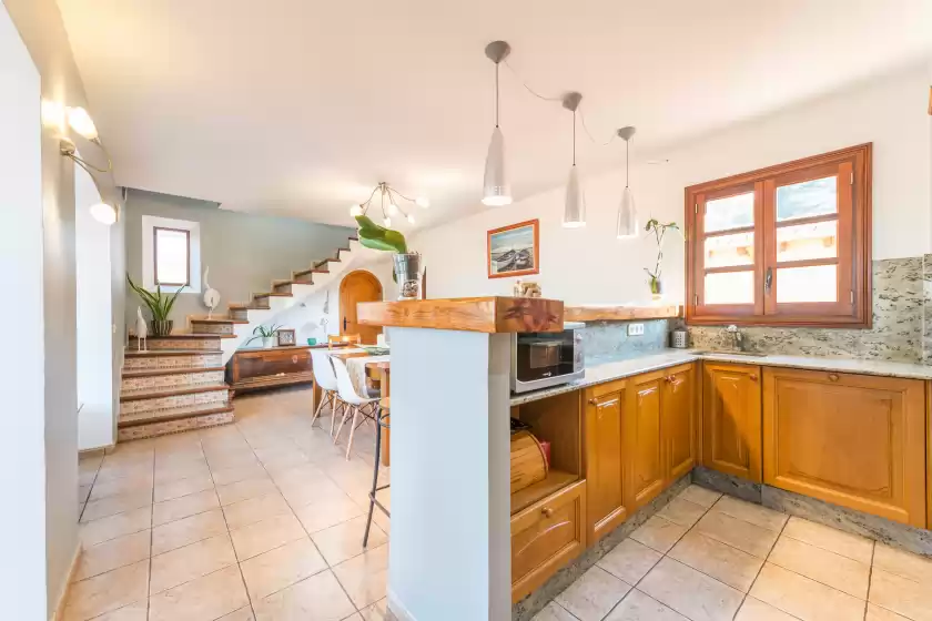 Holiday rentals in Home in tramuntana, es Port des Canonge