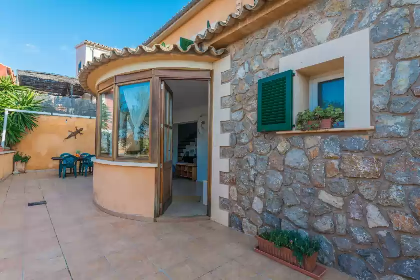 Holiday rentals in Home in tramuntana, es Port des Canonge