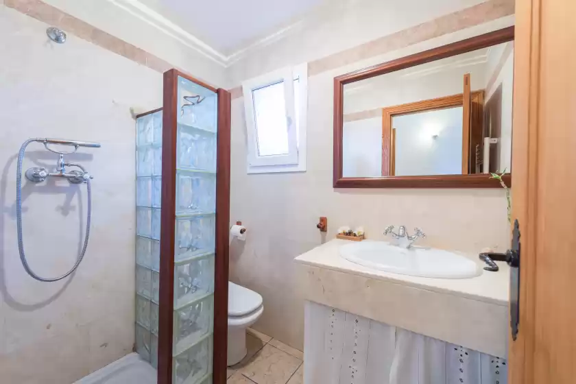 Holiday rentals in Home in tramuntana, es Port des Canonge