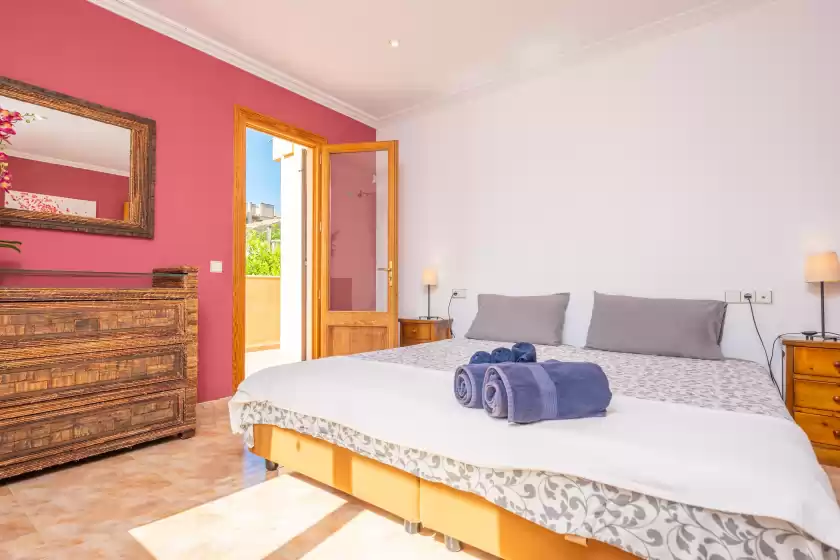 Holiday rentals in Can kalet, Costitx