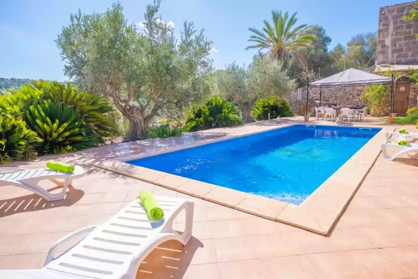 Holiday rentals in Can kalet, Costitx