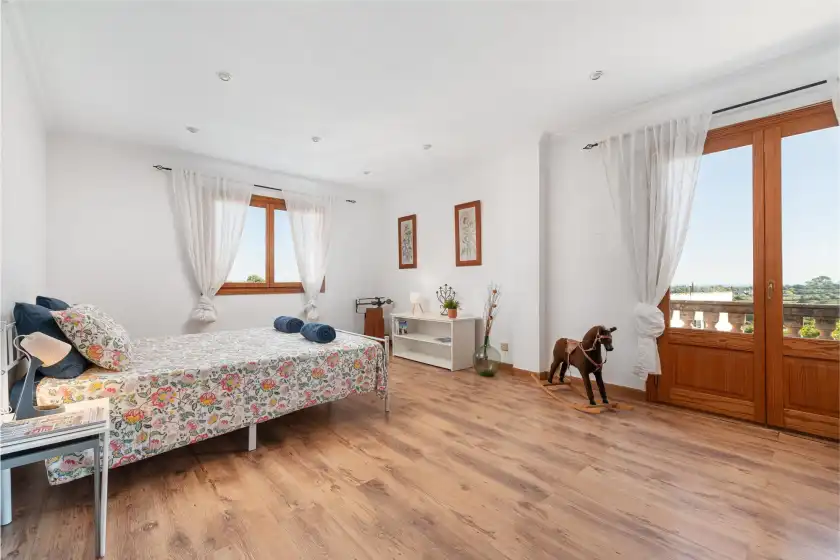 Holiday rentals in Can kalet, Costitx