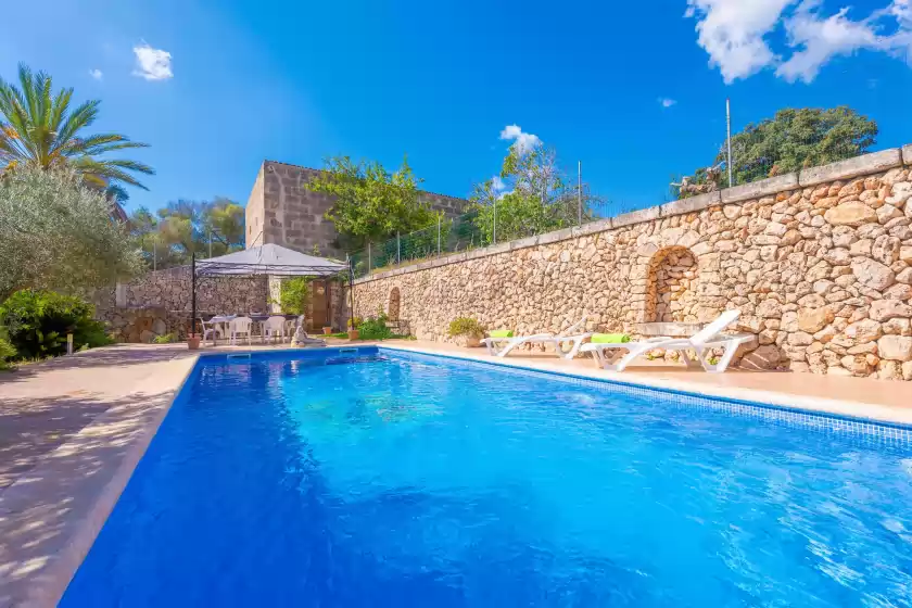 Holiday rentals in Can kalet, Costitx