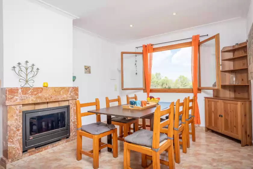 Holiday rentals in Can kalet, Costitx