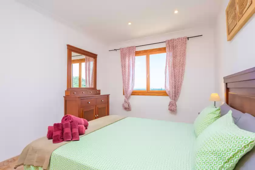 Holiday rentals in Can kalet, Costitx
