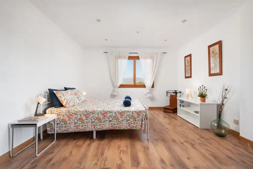 Holiday rentals in Can kalet, Costitx