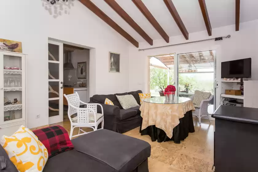 Holiday rentals in Cas guixer, Santa Margalida