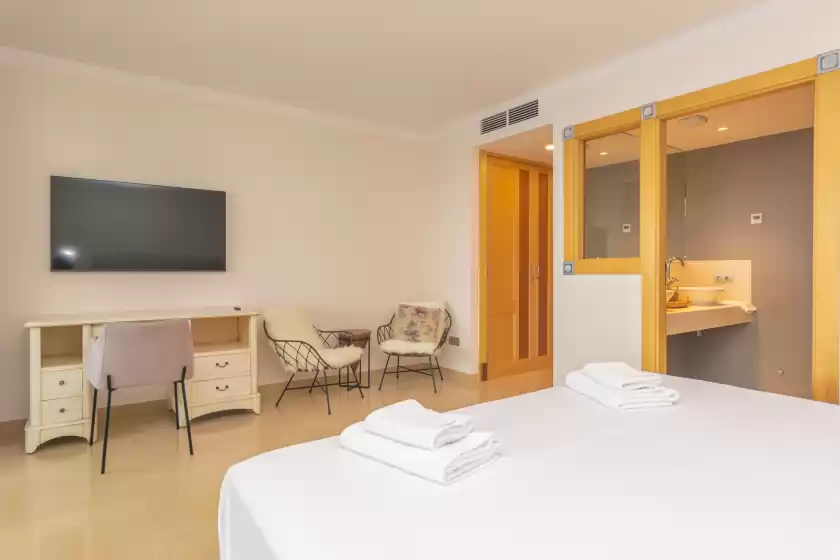 Ferienunterkünfte in Villa luna suites, es Puigderrós