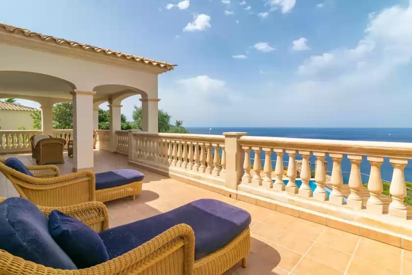 Alquiler vacacional en Villa luna suites, es Puigderrós