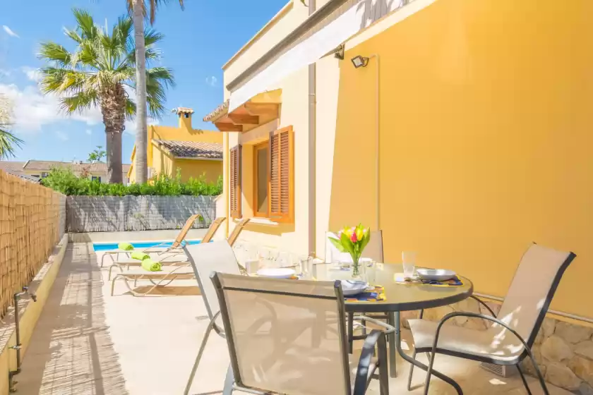 Holiday rentals in Villa tobias, sa Indioteria