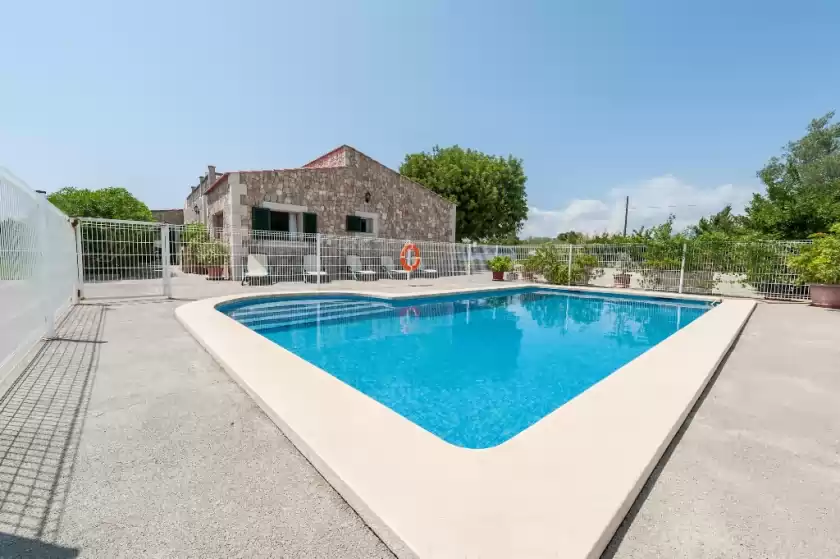 Holiday rentals in Llimona, Inca